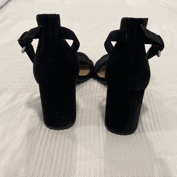 Old navy wedge black heels - Picture 3 of 4